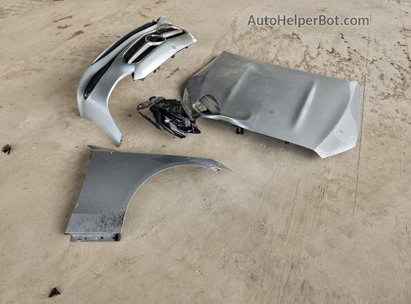 W1KAF4GB9PR069573 2023 MERCEDES-BENZ C Серебряный 