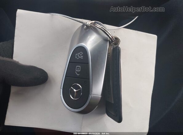 W1KAF4HB3SR251373 2025 MERCEDES-BENZ C-CLASS Black Առջևի վահանակի տեսք