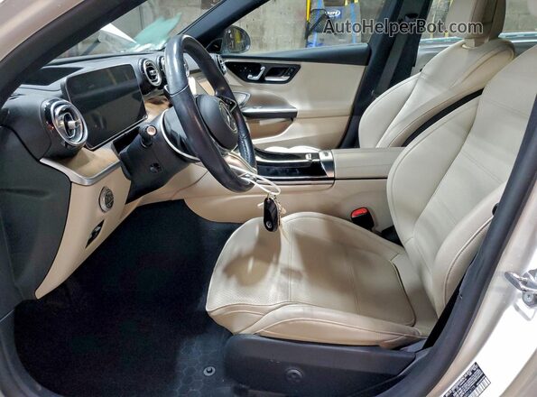 W1KAF4HB4NR016775 2022 MERCEDES-BENZ C Белый Вид салона спереди