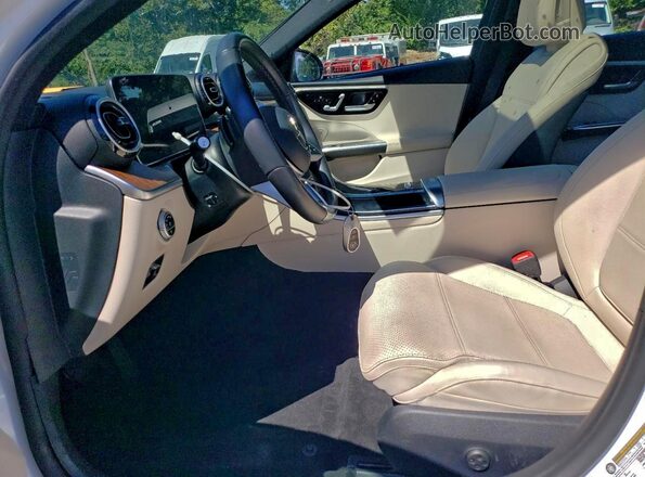 W1KAF4HB5PR124664 2023 MERCEDES-BENZ C White 