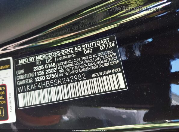 W1KAF4HB5SR242982 2025 MERCEDES-BENZ C-CLASS Black Widok komory silnika