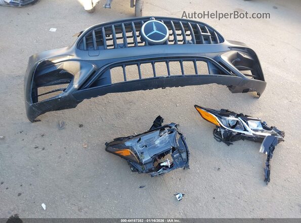 W1KAF8AB7RR236418 2024 MERCEDES-BENZ AMG C 63 Black ხელსაწყოთა პანელის ხედი