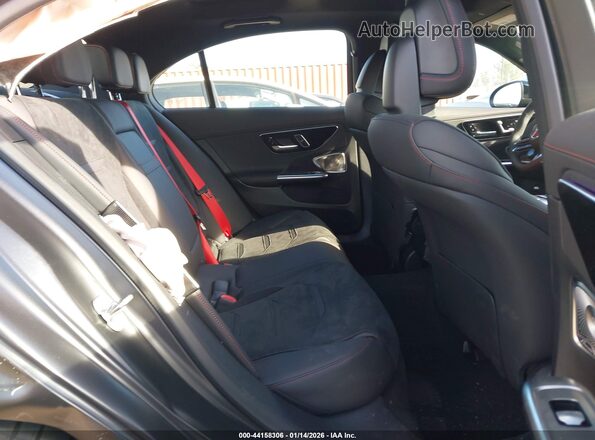 W1KAF8HB9TR309334 2026 MERCEDES-BENZ AMG C 43 Black Widok naklejki z numerem VIN