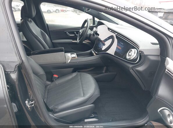 W1KCG4EB1PA031875 2023 MERCEDES-BENZ EQS 580 Gray წინა სალონის ხედი