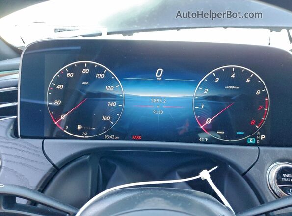 W1KLF4HB1SA171433 2025 MERCEDES-BENZ E Blue ხელსაწყოთა პანელის ხედი