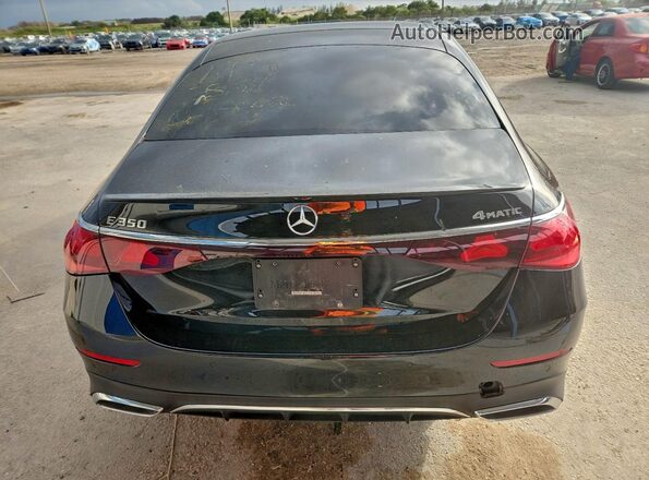 W1KLF4HB8SA117854 2025 MERCEDES-BENZ E Black Rear view