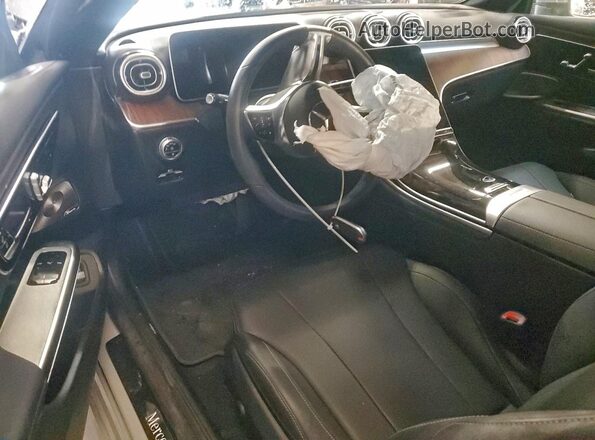 W1KMJ4HB4RF045356 2024 MERCEDES-BENZ CLE Gray Առջևի վահանակի տեսք