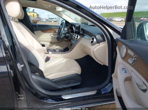 W1KWF8DB2LR598262 2020 MERCEDES-BENZ C-CLASS Black Widok wnętrza z przodu