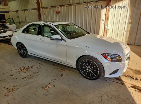 W1KWF8DB3MR633537 2021 MERCEDES-BENZ C White Delantero derecho