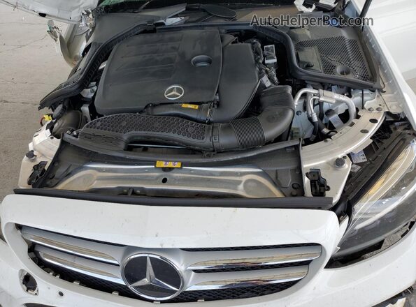W1KWF8DB9MR634790 2021 MERCEDES-BENZ C White Вид задньої частини салону
