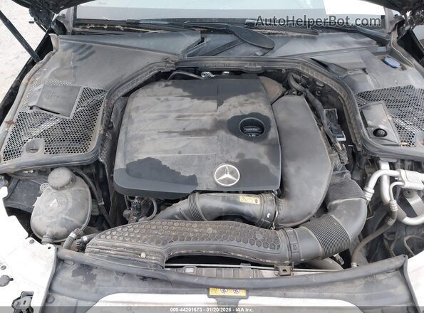 W1KWF8EB4MR614431 2021 MERCEDES-BENZ C-CLASS Black Widok z tyłu