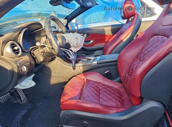 W1KWK8DBXMG070185 2021 MERCEDES-BENZ C Black წინა სალონის ხედი