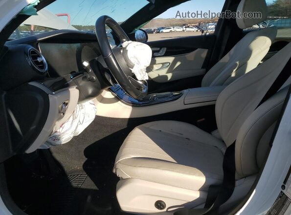 W1KZF5KB8MA886320 2021 MERCEDES-BENZ E Белый Вид салона спереди
