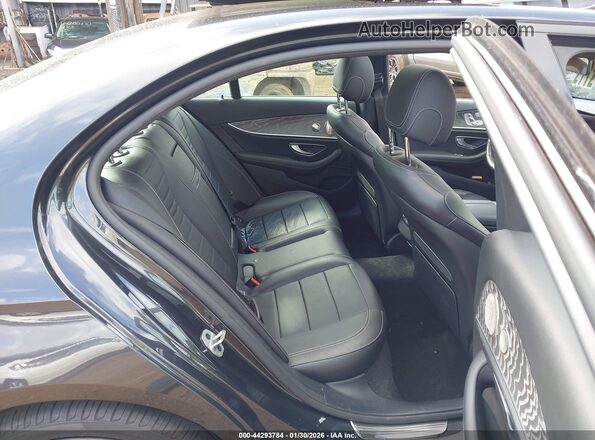 W1KZF8DB0NB097962 2022 MERCEDES-BENZ E-CLASS Gray Вид наклейки з VIN-кодом