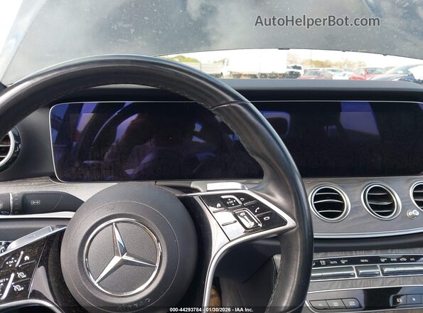 W1KZF8DB0NB097962 2022 MERCEDES-BENZ E-CLASS Gray Вид спереду
