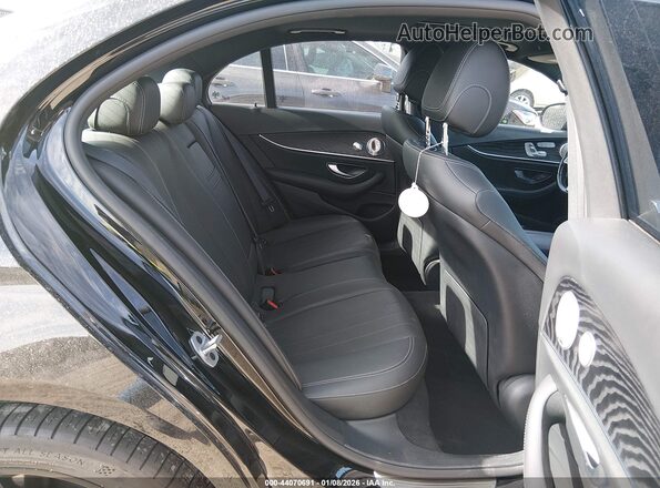 W1KZF8DB3LA834896 2020 MERCEDES-BENZ E-CLASS Черный Вид наклейки с VIN-кодом