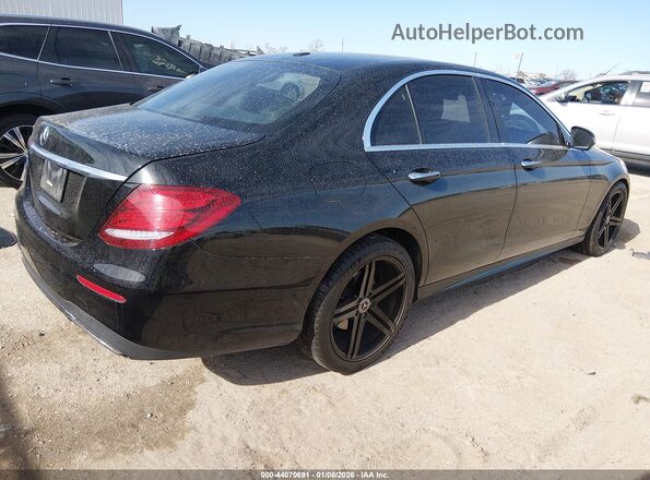 W1KZF8DB3LA834896 2020 MERCEDES-BENZ E-CLASS Черный Задняя правая четверть