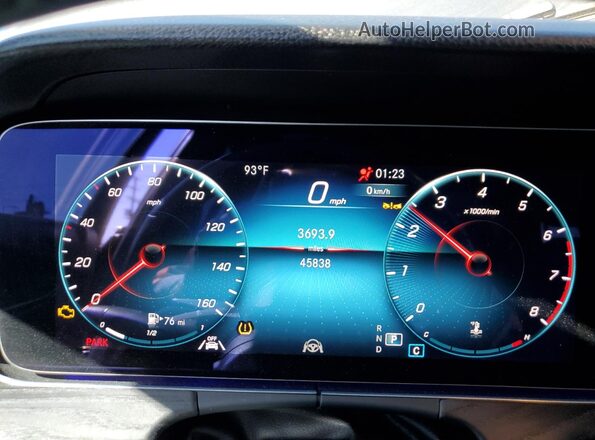 W1KZF8DB9NB071747 2022 MERCEDES-BENZ E Gray Instrument cluster view