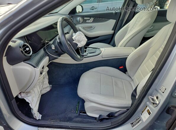 W1KZF8EB1MA892327 2021 MERCEDES-BENZ E Silver Widok wnętrza z przodu
