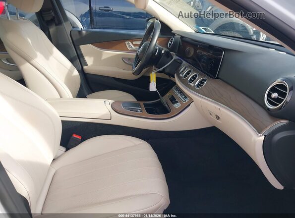 W1KZF8EB8MA961806 2021 MERCEDES-BENZ E-CLASS White Front interior view