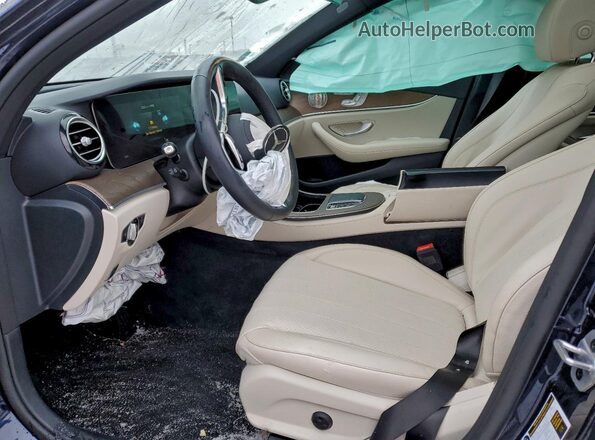 W1KZF8EB8NB055781 2022 MERCEDES-BENZ E Синий Вид салона спереди