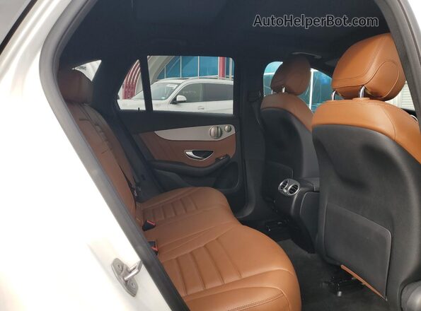W1N0G6EB5MF921716 2021 MERCEDES-BENZ GLC-CLASS Белый Вид задней части салона