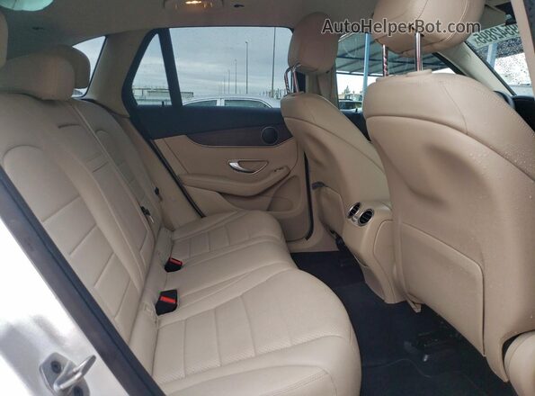 W1N0G8DB2NV331736 2022 MERCEDES-BENZ GLC-CLASS White Vista interior trasera