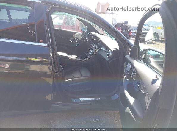 W1N0G8DB7MV263822 2021 MERCEDES-BENZ GLC 300 Gray Вид салону спереду