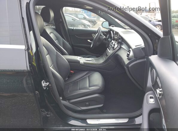 W1N0G8EB0NV330096 2022 MERCEDES-BENZ GLC-CLASS Black Вид салону спереду