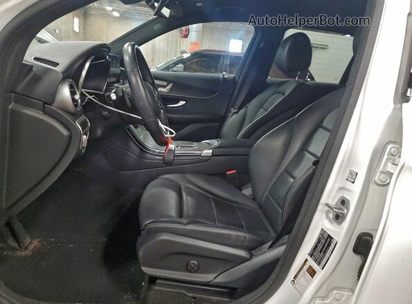 W1N0G8EB0NV398575 2022 MERCEDES-BENZ GLC-CLASS White წინა სალონის ხედი