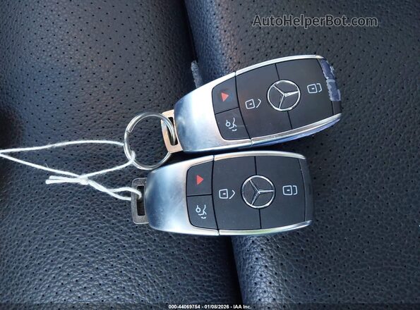 W1N0G8EB2MF874995 2021 MERCEDES-BENZ GLC 300 White წინა პანელის ხედი