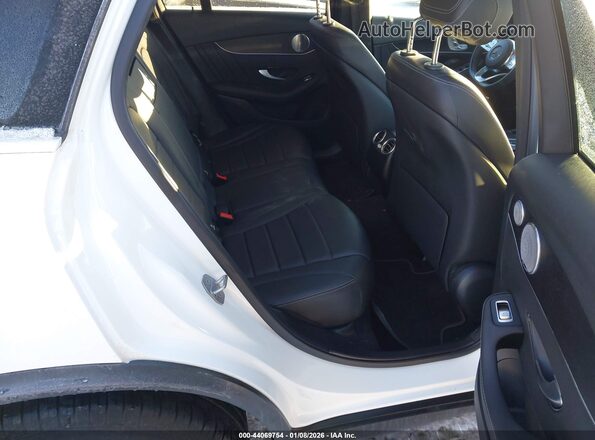W1N0G8EB2MF874995 2021 MERCEDES-BENZ GLC 300 White VIN კოდის სტიკერის ხედი