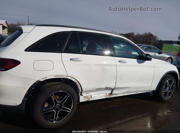 W1N0G8EB2NV374679 2022 MERCEDES-BENZ GLC 300 White Вид задньої частини салону