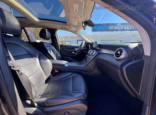 W1N0G8EB4MF920844 2021 MERCEDES-BENZ GLC-CLASS Black უკანა ხედი