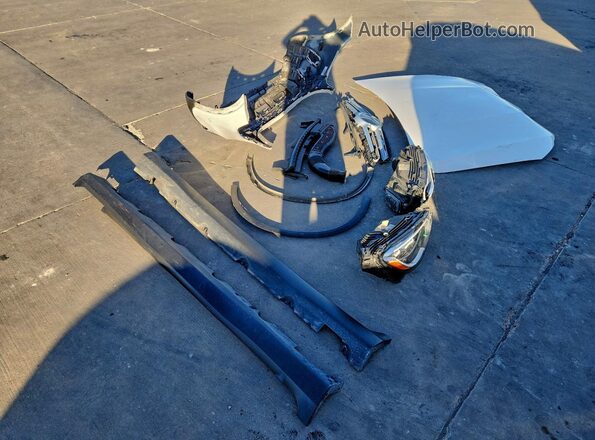 W1N0G8EB8MF889047 2021 MERCEDES-BENZ GLC-CLASS White Widok komory silnika