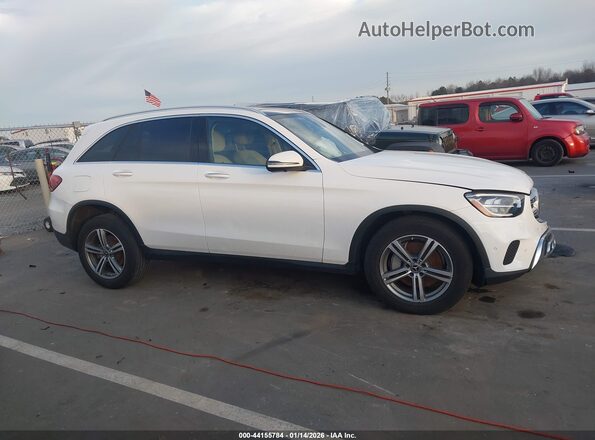 W1N0G8EB8MV280384 2021 MERCEDES-BENZ GLC 300 Белый Вид задней части салона
