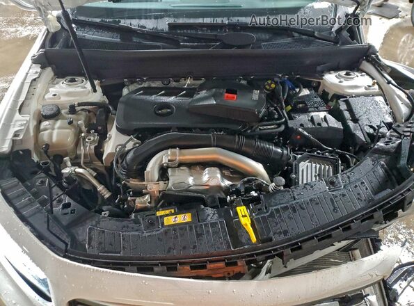 W1N4M4HB3SW409556 2025 MERCEDES-BENZ GLB-CLASS White უკანა სალონის ხედი