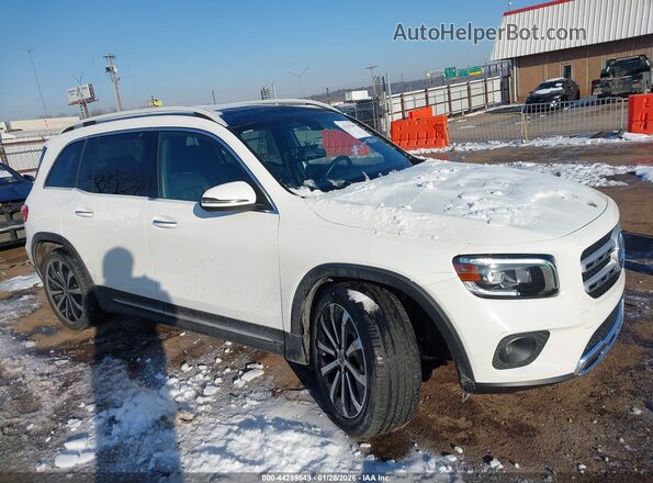 W1N4M4HB4MW118499 2021 MERCEDES-BENZ GLB-CLASS White Սալոնի հետևի տեսք
