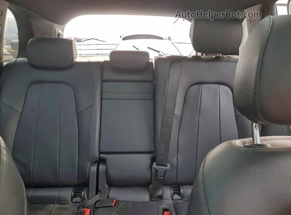 W1N4M4HB5PW300667 2023 MERCEDES-BENZ GLB-CLASS White Vista de los asientos traseros