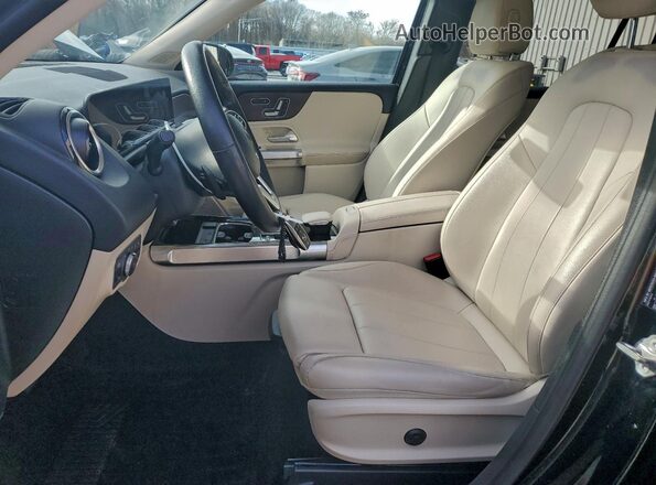 W1N4M4HB6LW036725 2020 MERCEDES-BENZ GLB-CLASS Black Вид салону спереду