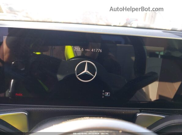 W1N4M4HB8MW092134 2021 MERCEDES-BENZ GLB-CLASS White Widok tylnych siedzeń