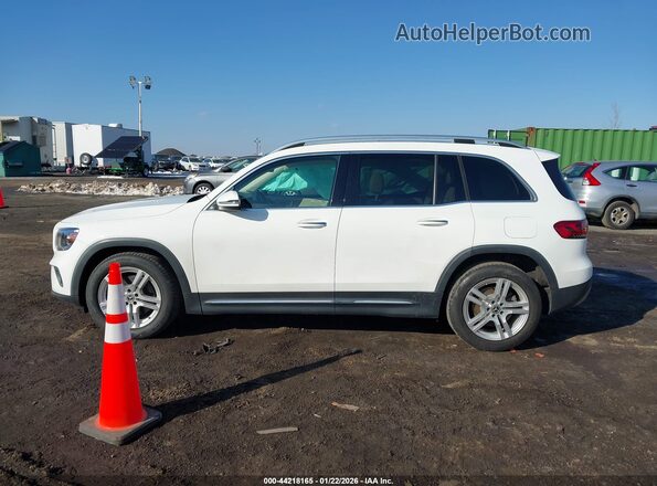 W1N4M4HB8MW092134 2021 MERCEDES-BENZ GLB-CLASS White Widok wnętrza 360 stopni