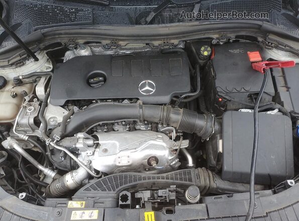 W1N4N4HB3MJ200654 2021 MERCEDES-BENZ GLA Белый Вид задней части салона