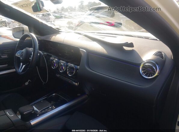 W1N4N4HB4PJ493159 2023 MERCEDES-BENZ GLA 250 Белый 