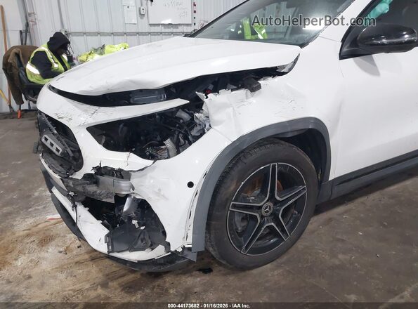 W1N4N4HB8NJ367237 2022 MERCEDES-BENZ GLA 250 White Front view