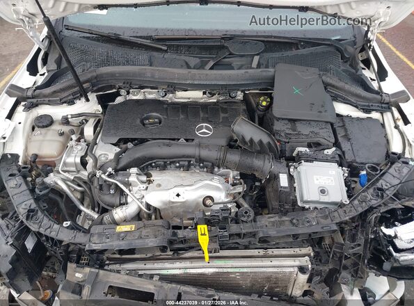 W1N4N4HB9NJ368963 2022 MERCEDES-BENZ GLA 250 White Հետևի տեսք