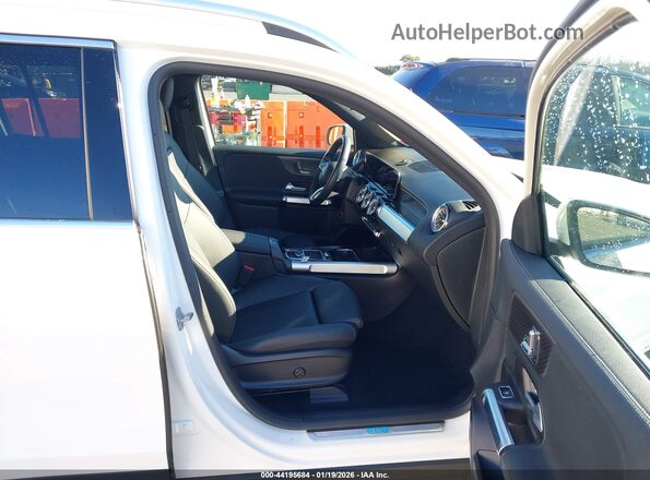 W1N9M0CB3RN108906 2024 MERCEDES-BENZ EQB 250 SUV White Widok wnętrza z przodu