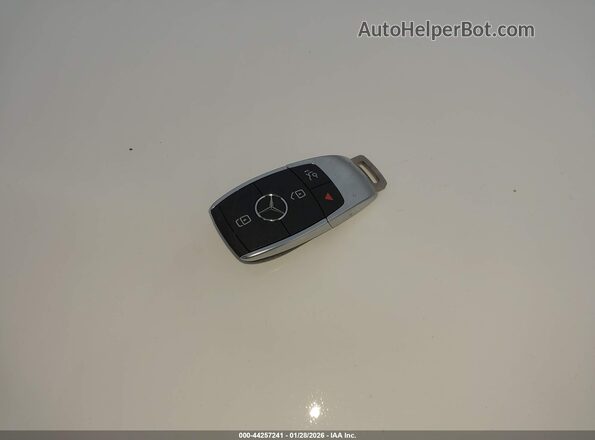 W1N9M0CB6RN091650 2024 MERCEDES-BENZ EQB 250 SUV Белый Вид панели приборов
