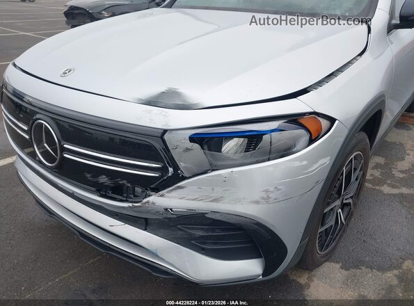 W1N9M0CB9PN034209 2023 MERCEDES-BENZ EQB 250 SUV Silver Вид спереду