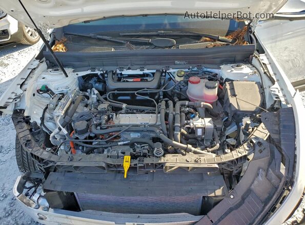 W1N9M0CB9RN077564 2024 MERCEDES-BENZ EQB White Vista del compartimento del motor